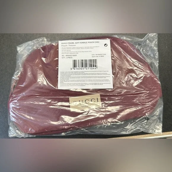 Gucci Deep Red Cosmetic Case - Picture 4 of 7